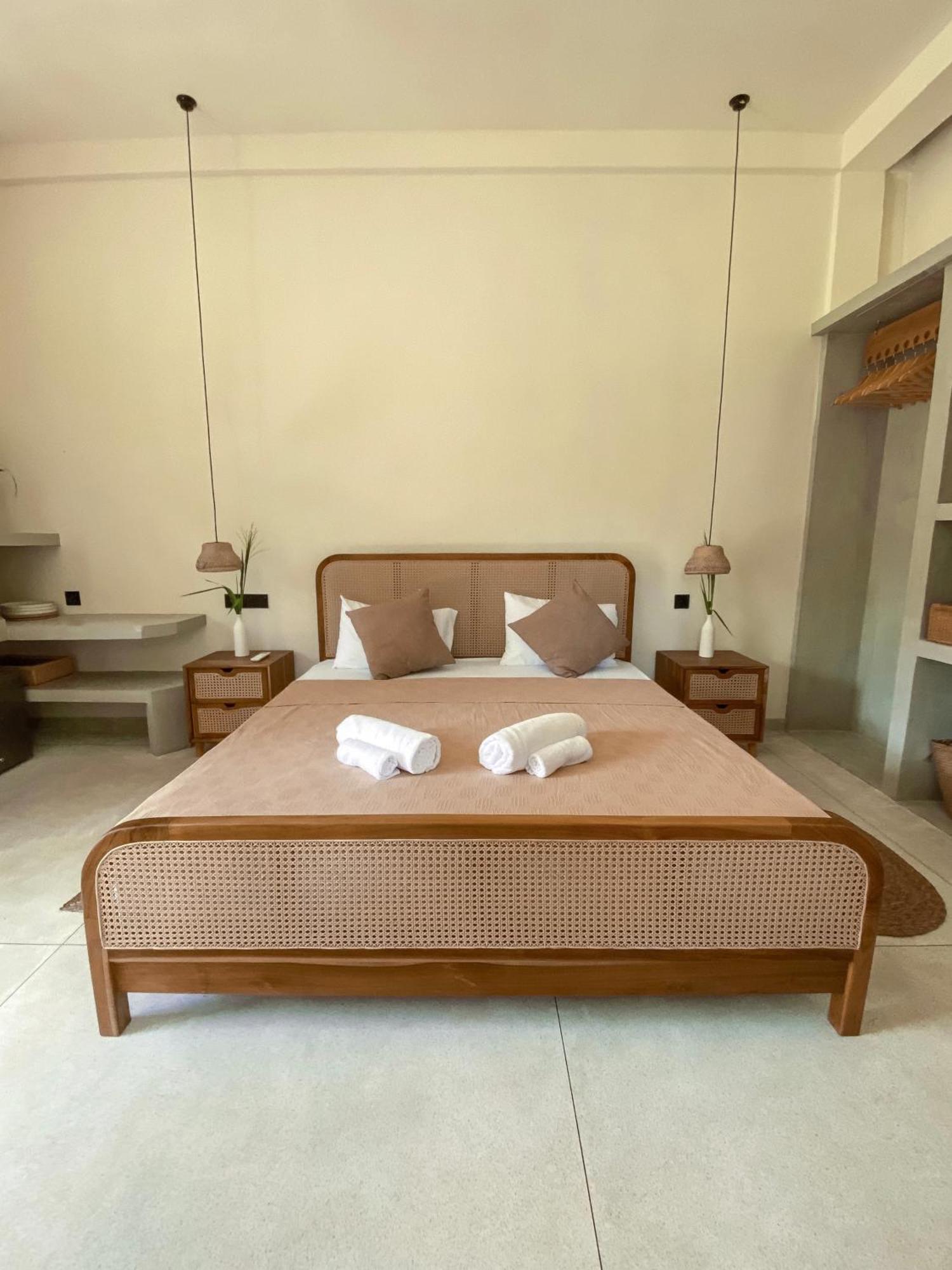 The Palm Private Cottages 米迪加马东 外观 照片