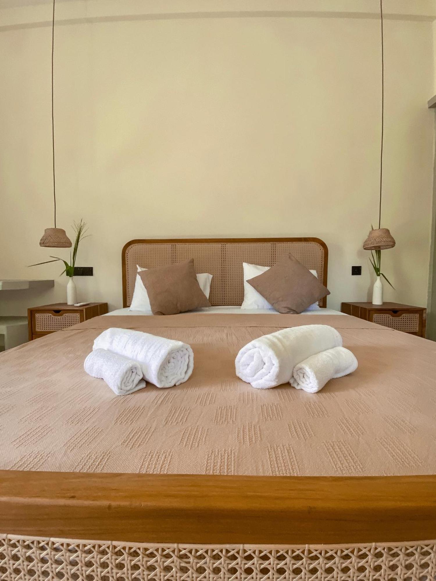 The Palm Private Cottages 米迪加马东 外观 照片